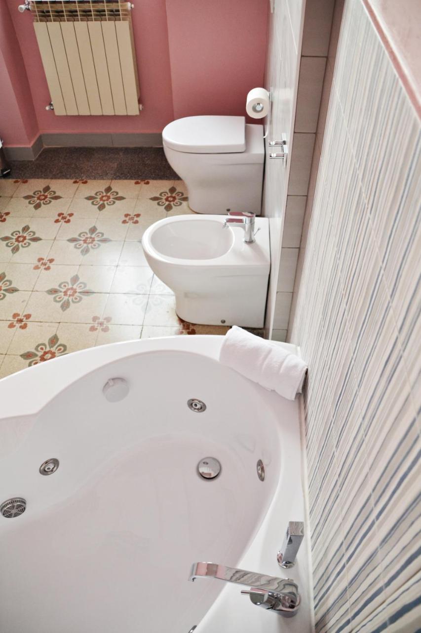 Tuscany Experience Bnb โฟยาโน เดลเล เคียนา ภายนอก รูปภาพ